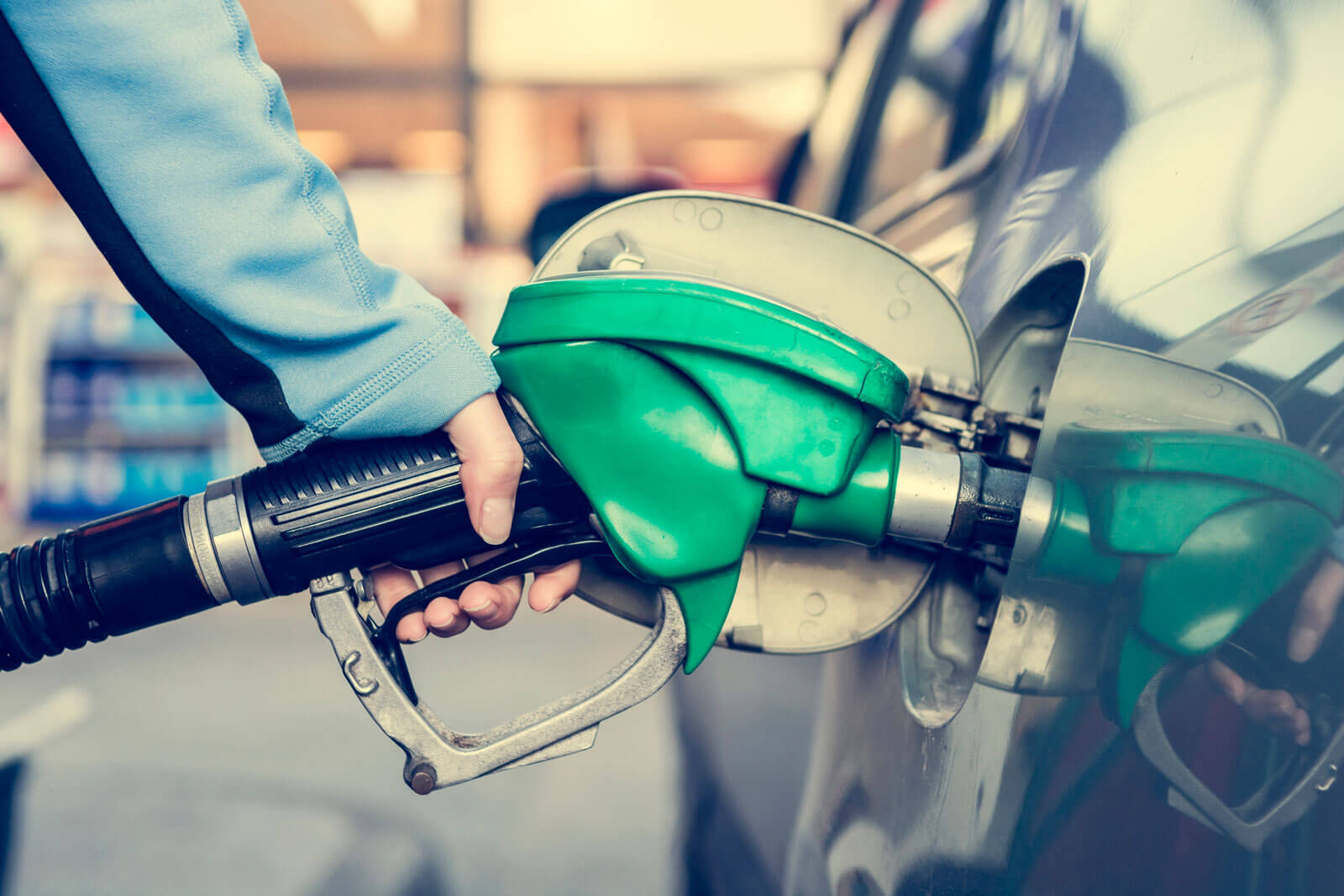 Vale Combustível / Cartão Vale Combustível RB Garanta ao seu colaborador o cartão vale combustível que pode ser usado em uma rede ampla credenciada